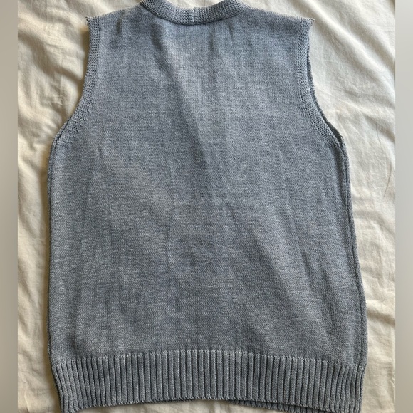 Gray Sweater with Cozy Knit Design - Picture 3 of 3